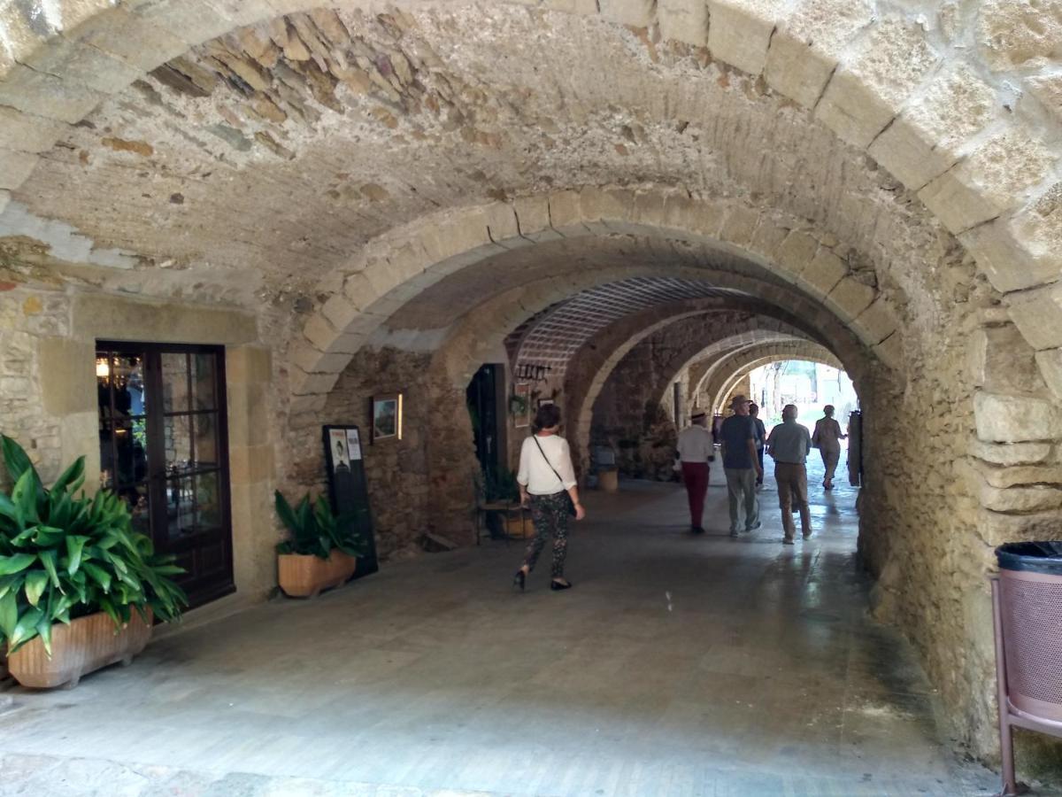 Casa Peratallada Luaran gambar